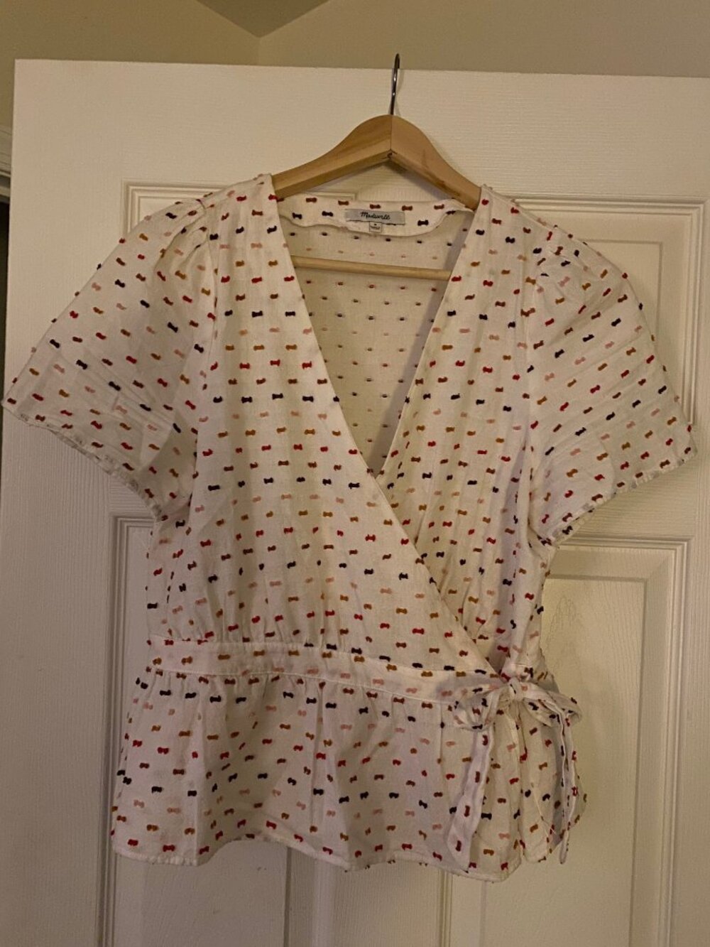 Madewell adorable, clip-dot wrap top, size Medium
